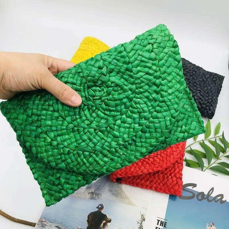 קלאץ' קש אופנה לנשים