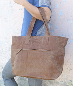 Large crossbody bag for women: The complete guide to a stunning look and perfect comfort