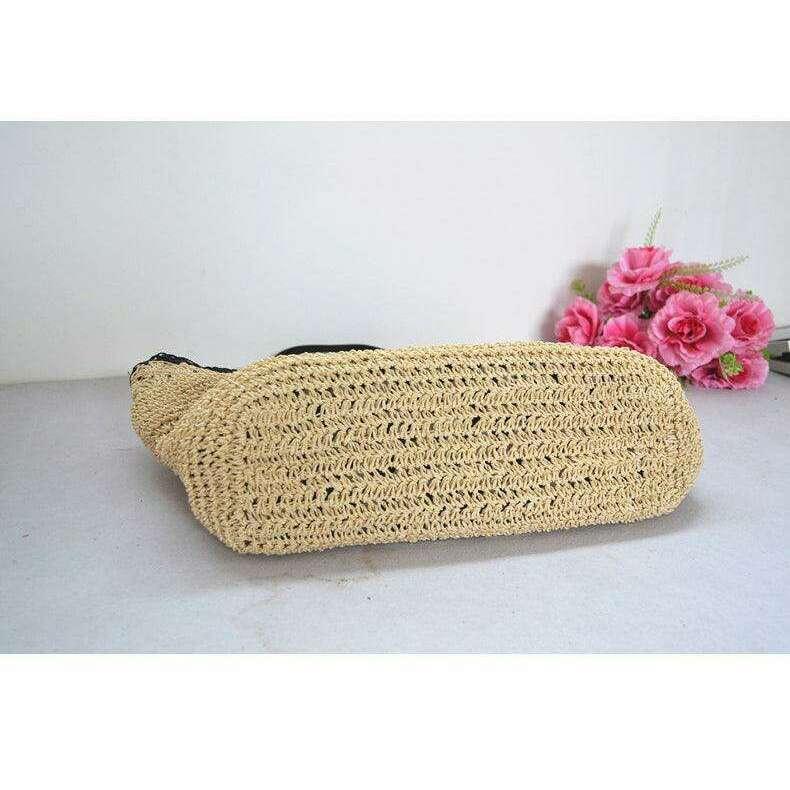 תיק קש בעבודת יד עם רצועות כתף ורקמת תחרה