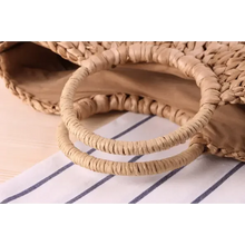 תיק קש טבעי בעיצוב ייחודי עם ידיות עגולות Kazum