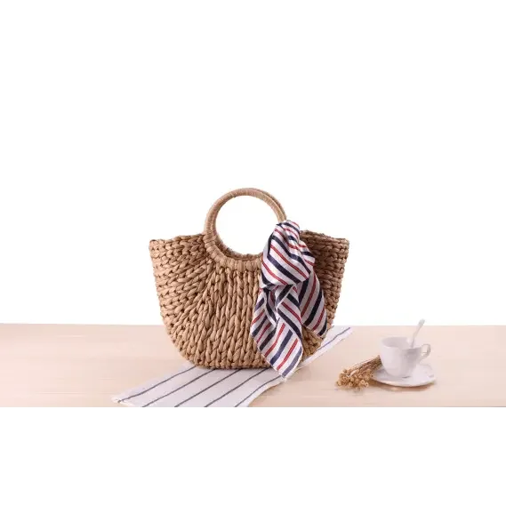 תיק קש טבעי בעיצוב ייחודי עם ידיות עגולות Kazum