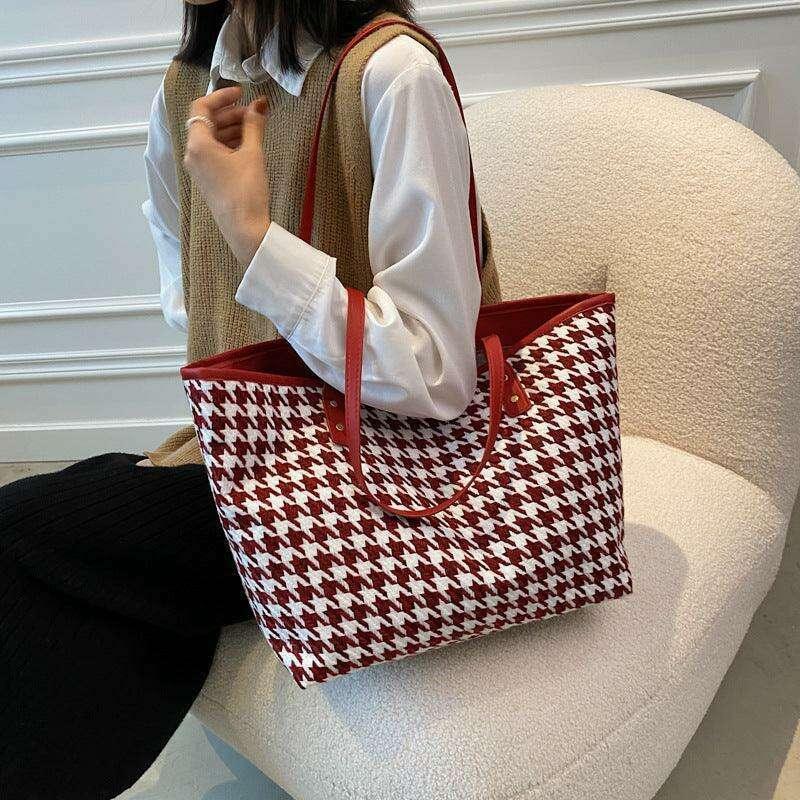 Women's chevron pattern shoulder bag