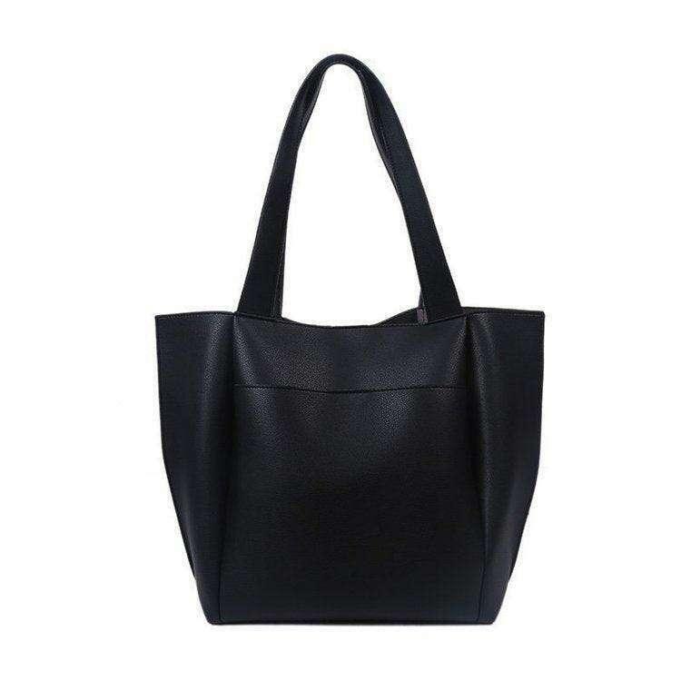 Spacious tote bag in a classic design