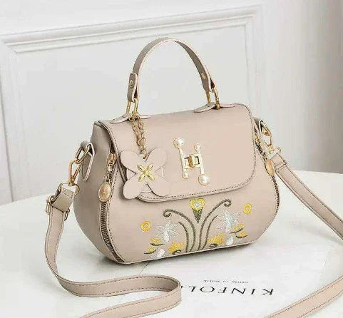 תיק כתף יוקרתי לנשים  – קיבולת גדולה