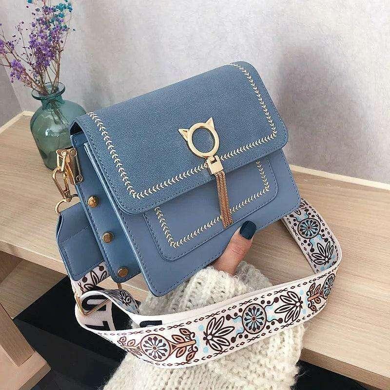 Fashionable leather bag for women