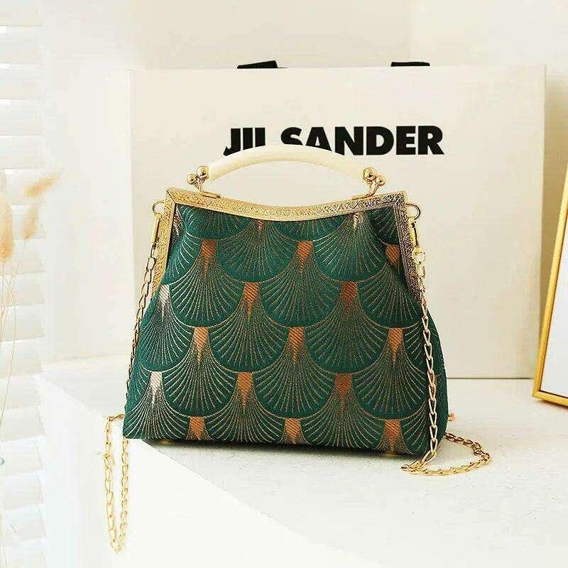 תיקי ערב יוקרתיים לנשים בעיצוב אמנותי