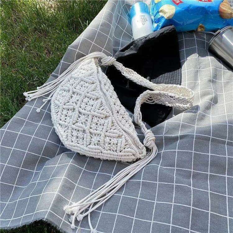תיק סרוג בסגנון אתני עם גדילים לנשים