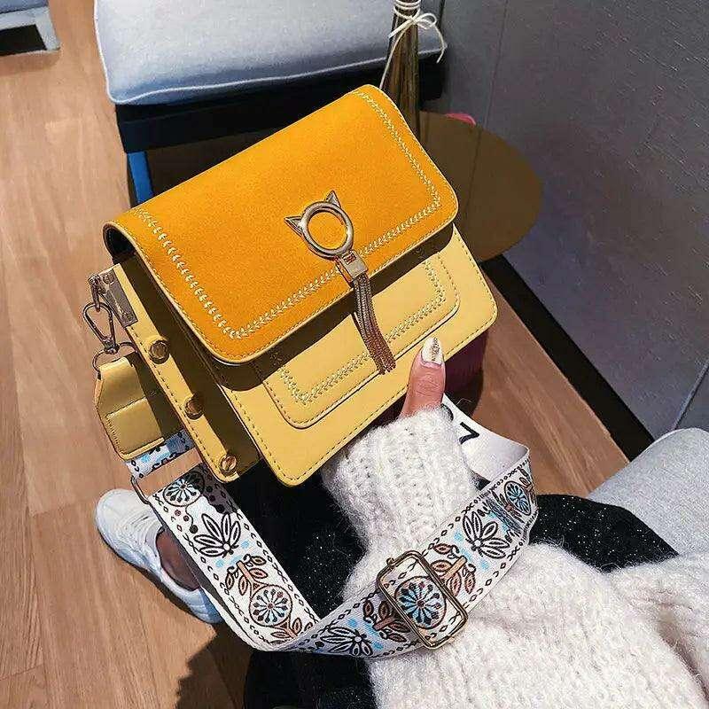 Fashionable leather bag for women