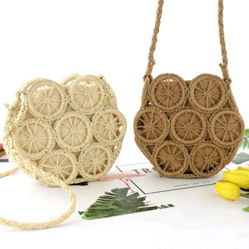 תיק קש עגול ומיוחד