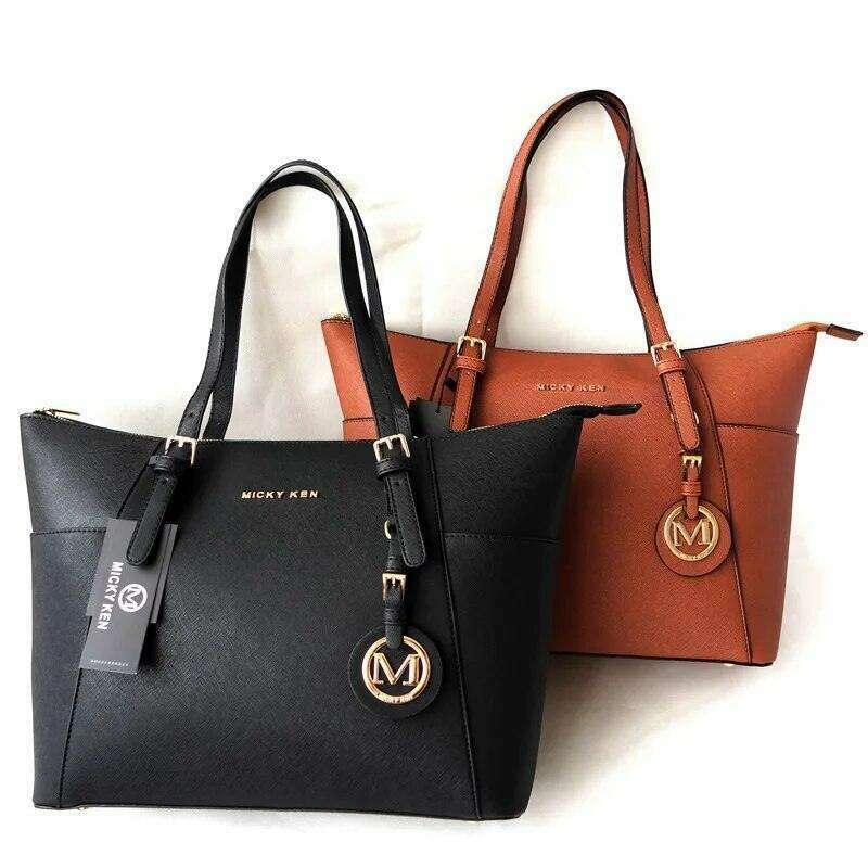 תיק טוט יוקרתי לנשים – פרקטיות ואלגנטיות במוצר אחד