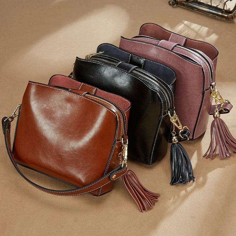 Women's classic leather shoulder bag