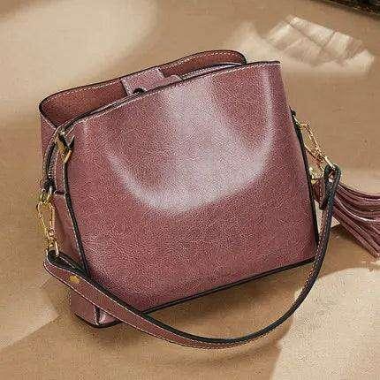 Women's classic leather shoulder bag
