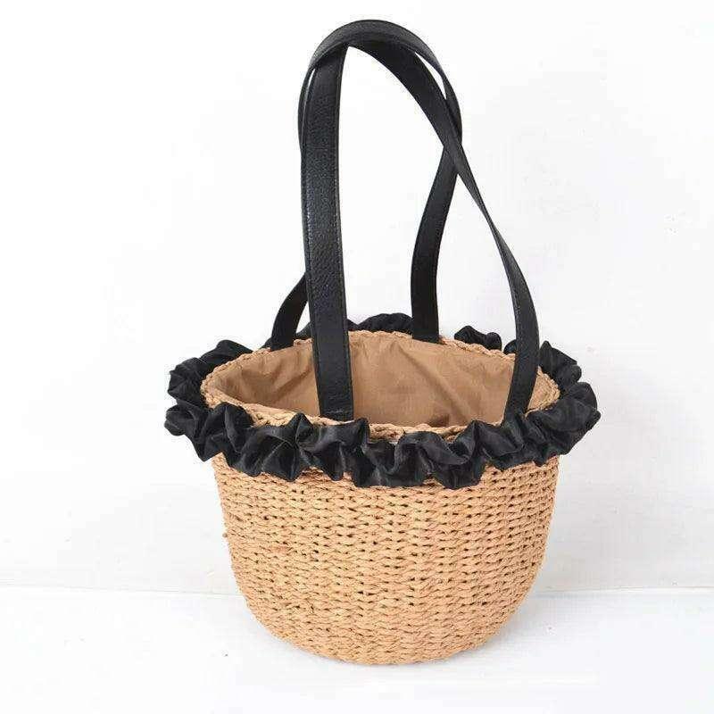 תיק קש מעוצב עם עיטור פונפונים לנשים