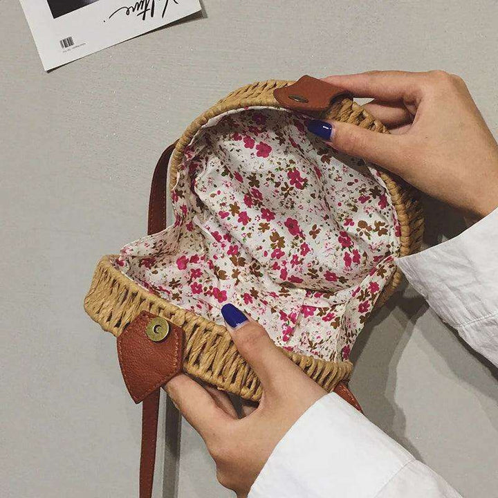 תיק צד עגול מקש לנשים