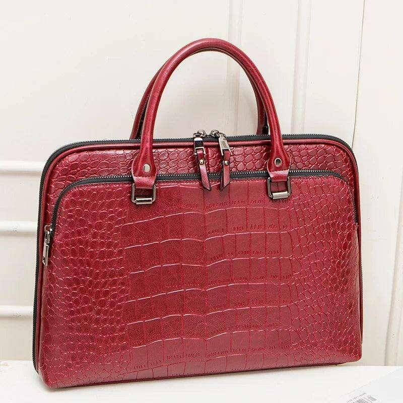 Crocodile-effect leather handbag for women - a combination of elegance and functionality