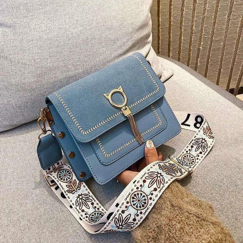 Fashionable leather bag for women