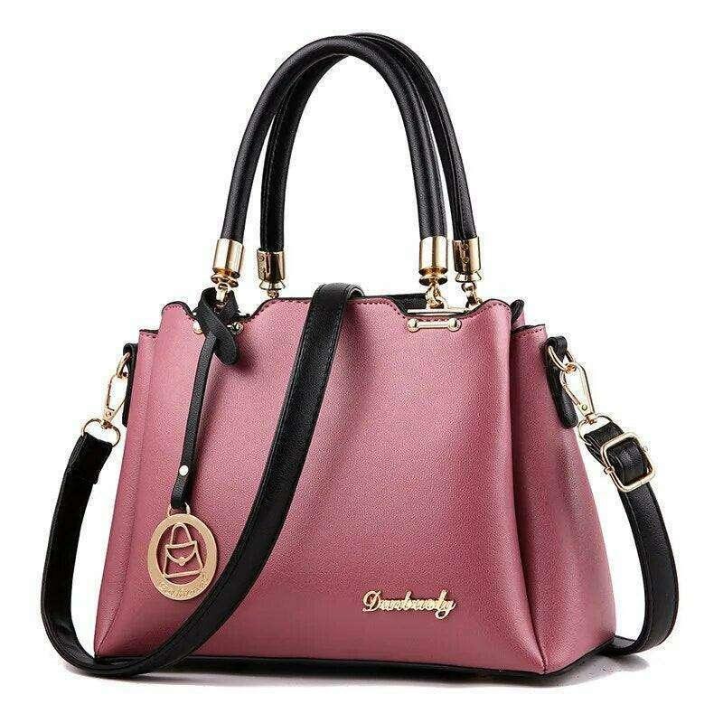Luxury leather bag for women - elegance and functionality without compromise