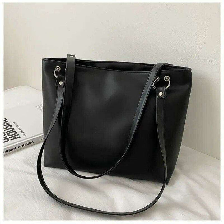 A women's side bag with a luxurious and modern design