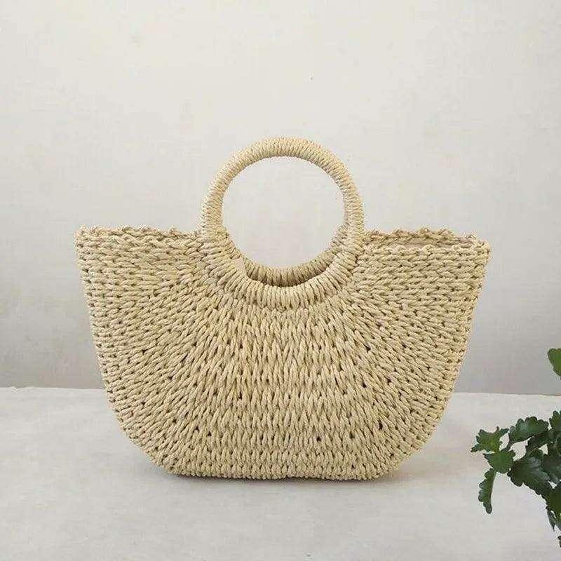 תיק קש עגול לנשים - עיצוב טבעי ואלגנטי