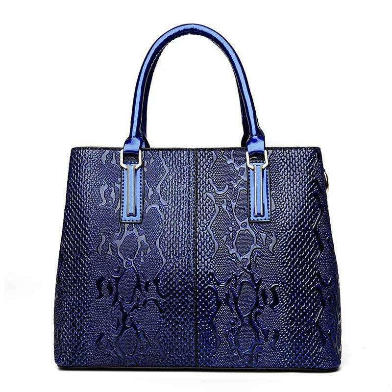 Luxurious leather bag for women in a snake print design