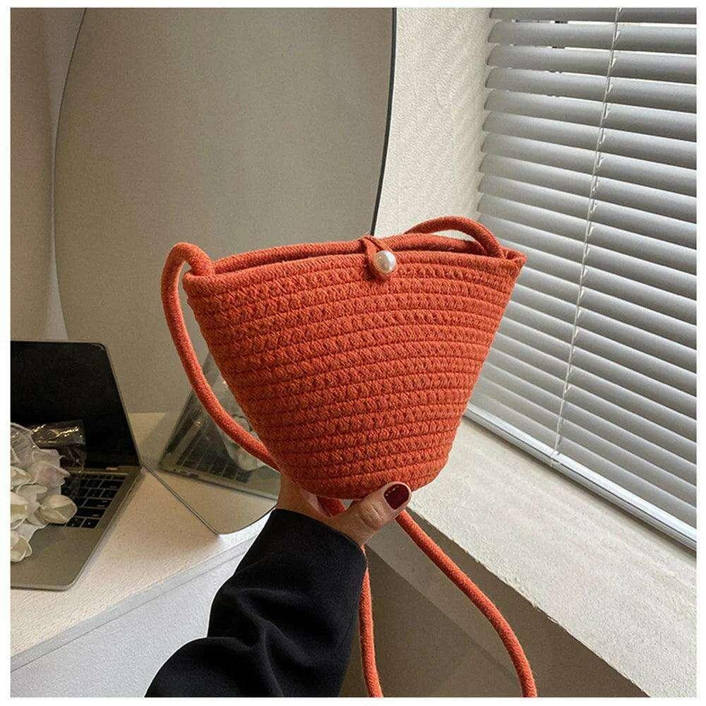 Knitted bag with pearl for women