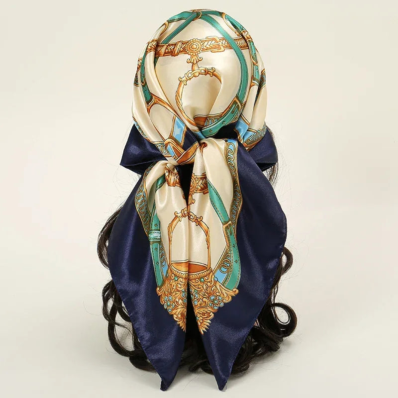 מטפחת סאטן אלגנטית – שיק מודרני לנשים