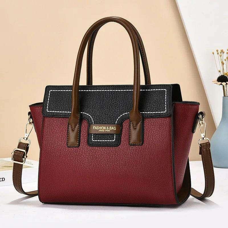 Fashionable shoulder bag for women – luxury with everyday functionality