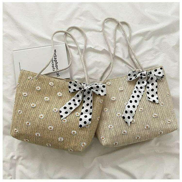 תיק קש נשי עם עיטורים פרחוניים וסרט משי מנוקד