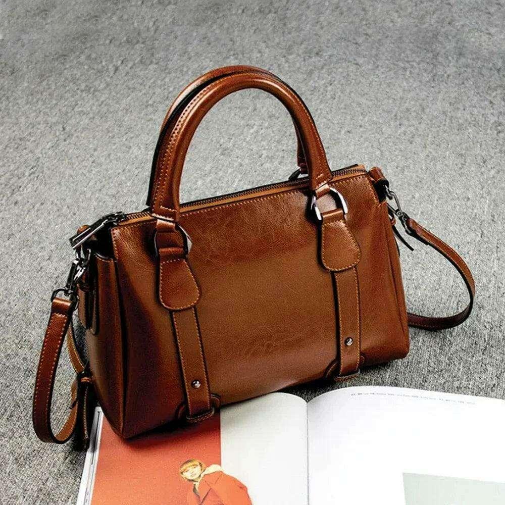 Elegant leather handbag for women - a combination of style and practicality