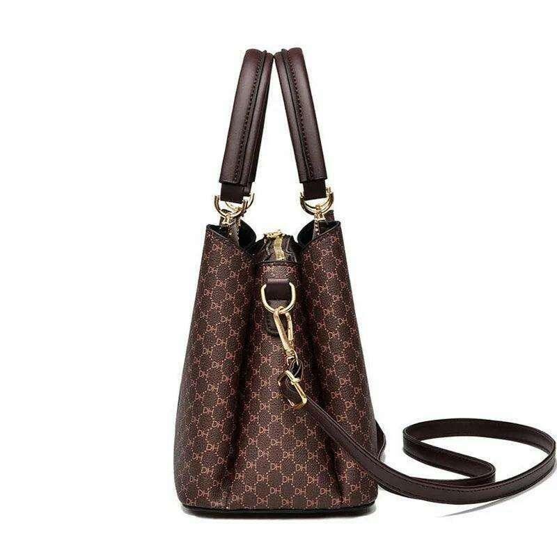 Large volume women's bag