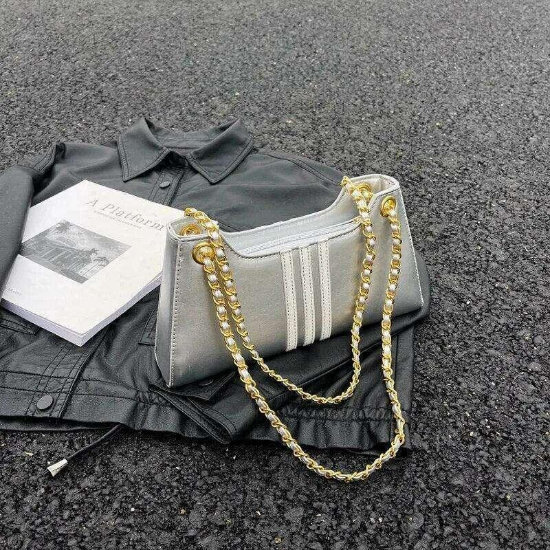 Luxury shoulder bag for women with metal chain