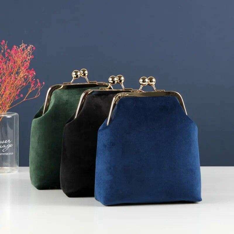 Luxury velvet evening bag for women with gold chain