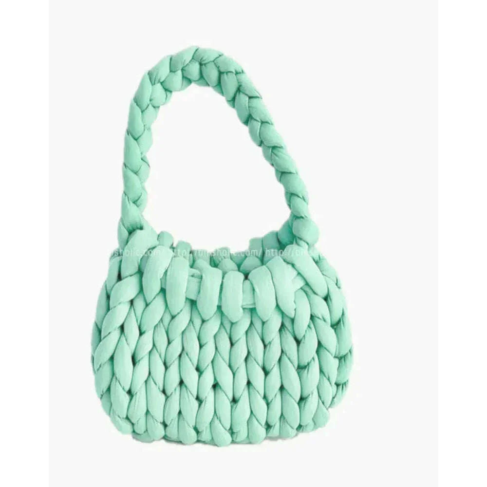 Coarse knitted shoulder bag