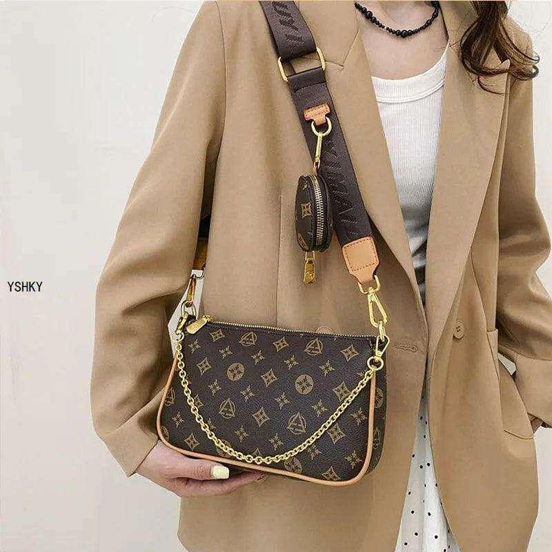 Set of fashionable shoulder bags for women