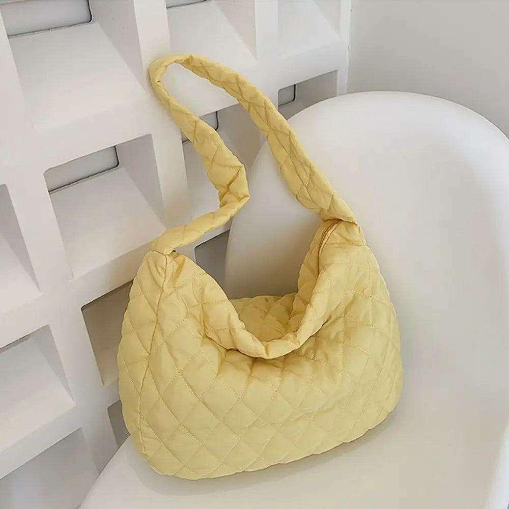 Cotton shoulder bag for winter