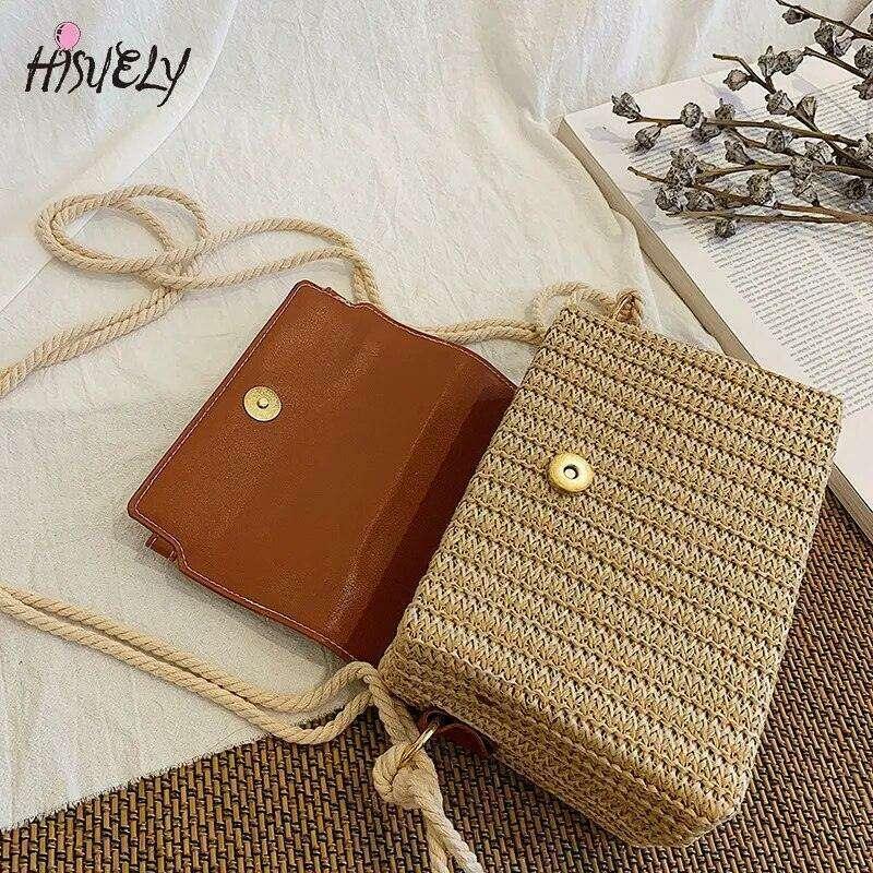 תיק קש בעיצוב יוקרתי לנשים