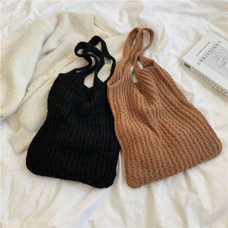 Women's knitted shoulder bag