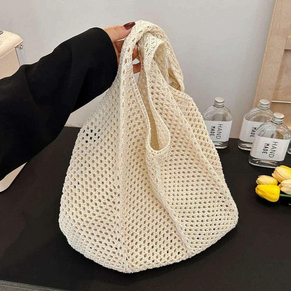 Women's Braided Straw Shoulder Bag