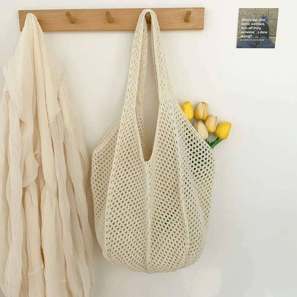 Women's Braided Straw Shoulder Bag