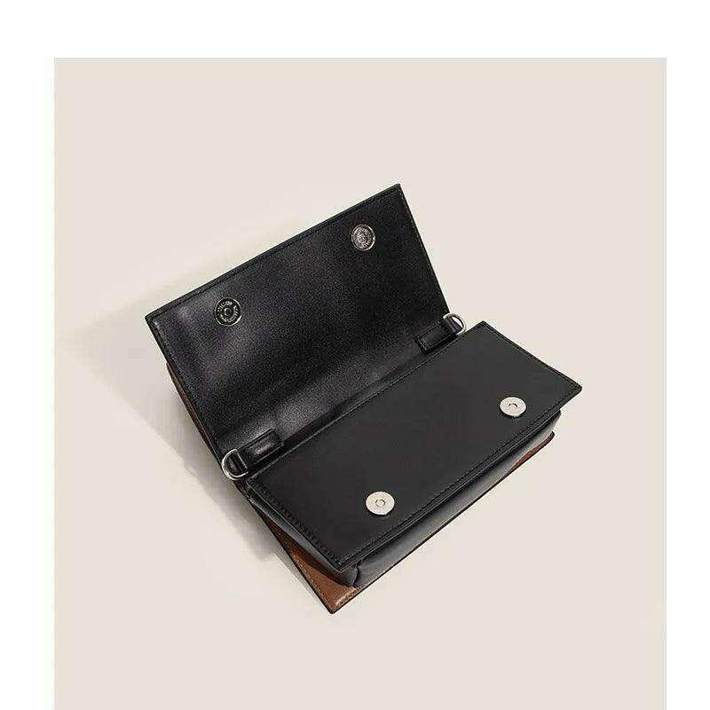 Elegant crossbody bag for women - minimalist and modern design