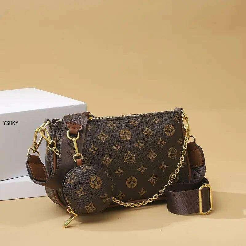 Set of fashionable shoulder bags for women