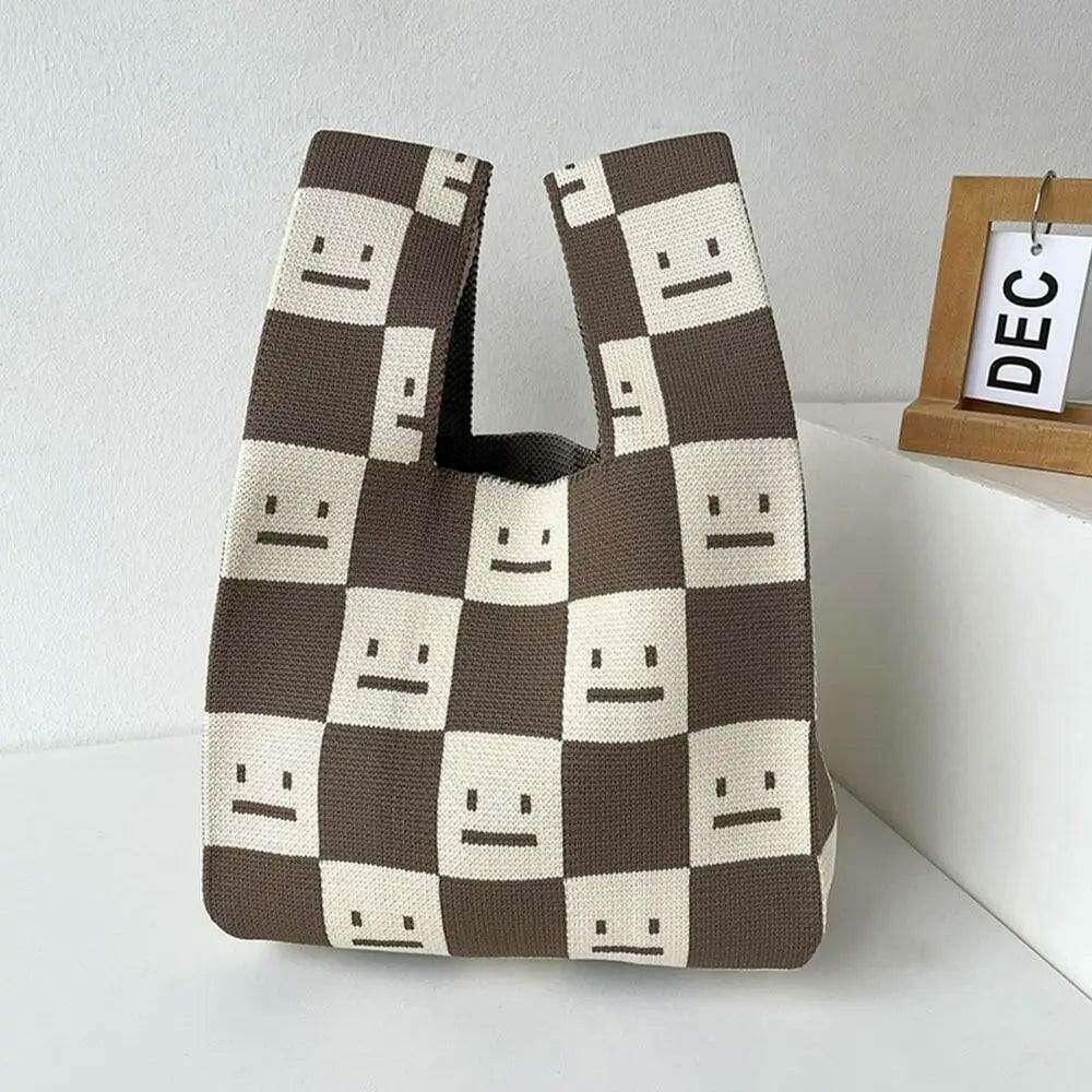 תיק קלוע בעבודת יד לנשים