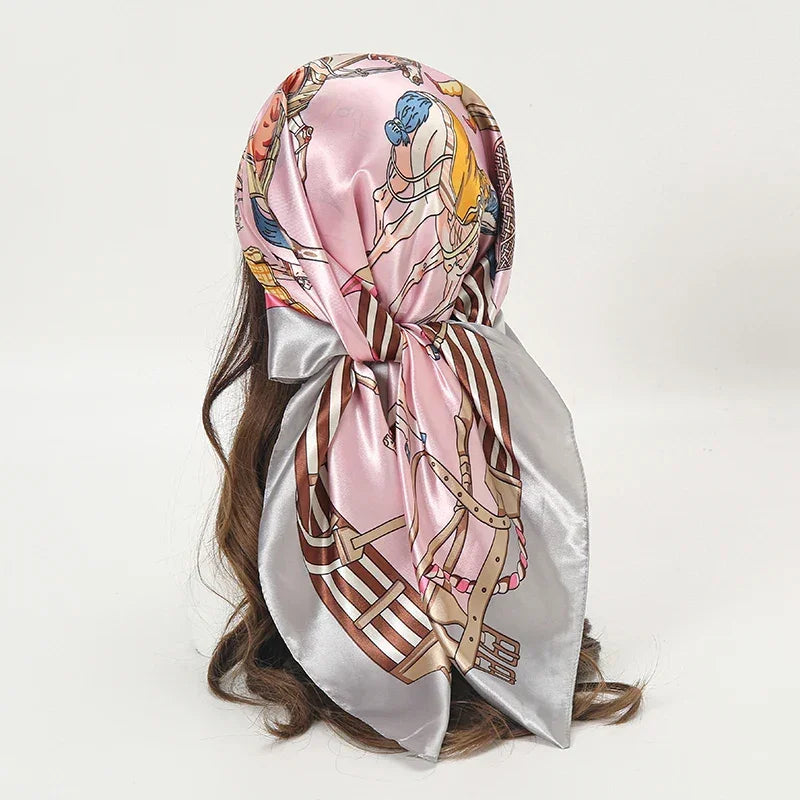 מטפחת סאטן אלגנטית – שיק מודרני לנשים