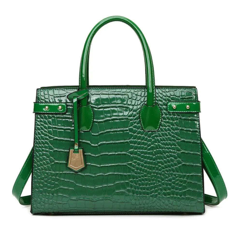 A luxurious handbag for women – style with an unforgettable presence