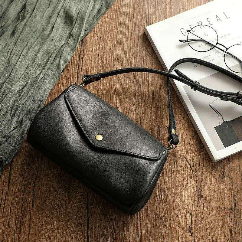 Small leather bag for women