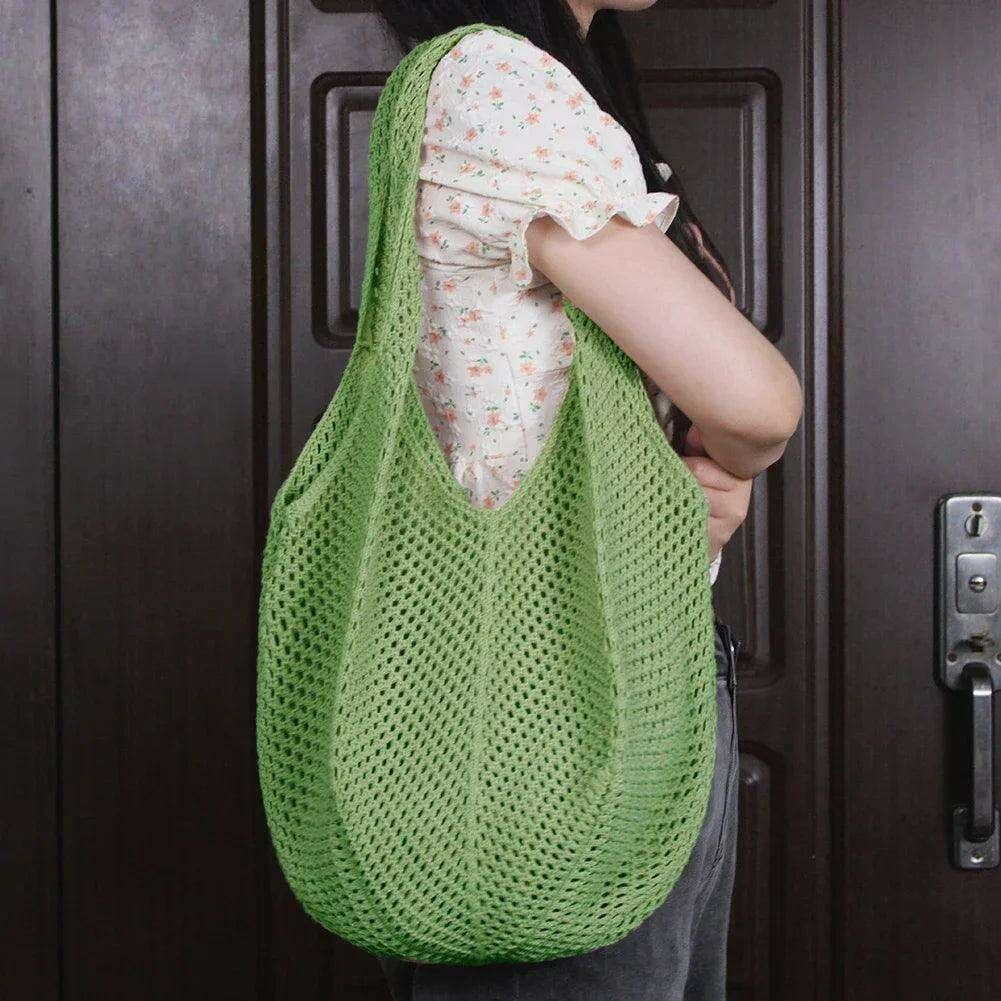 Women's Braided Straw Shoulder Bag