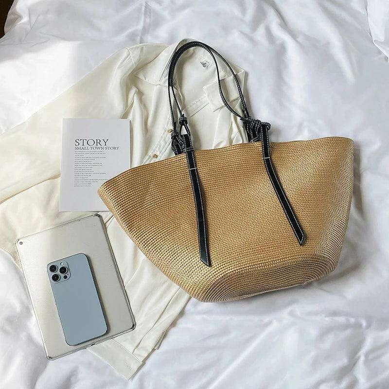 תיק קש אופנתי עם רצועות עור