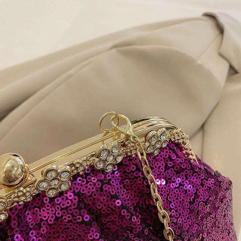 Luxurious evening bag with sequins and gold touches