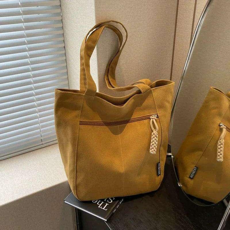 A tote bag for women with a practical and elegant design