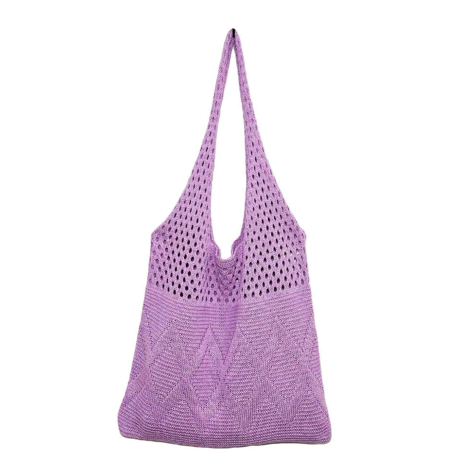 Knitted shoulder bag with an airy design